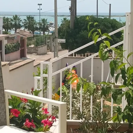 L'arco Sul Mare Porto Cesareo