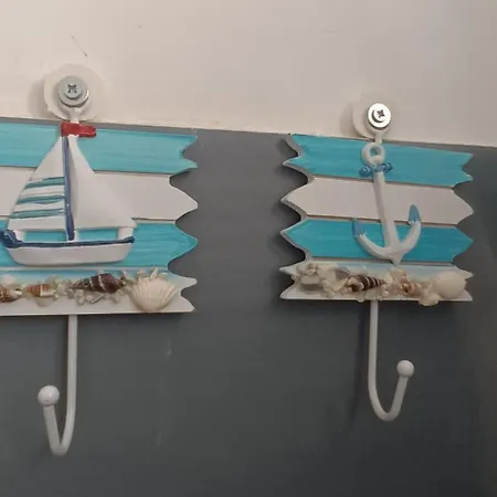 L'arco Sul Mare