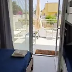 L'arco Sul Mare Couette-café