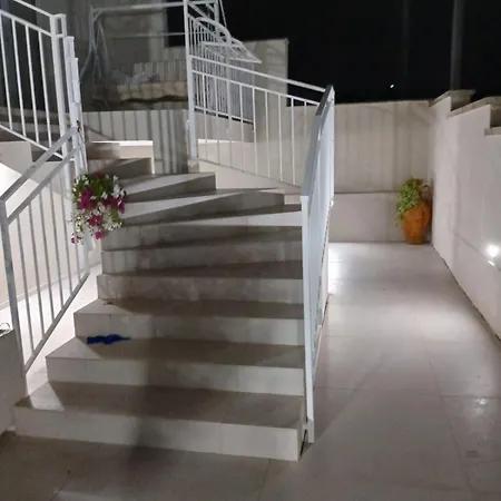 L'arco Sul Mare 4*