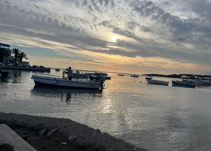 L'arco Sul Mare 住宿加早餐酒店 4*